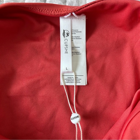 Cupshie Coral Halter Swimsuit with Plunging V-neckline and Ruched Detail SZ L - Picture 4 of 4